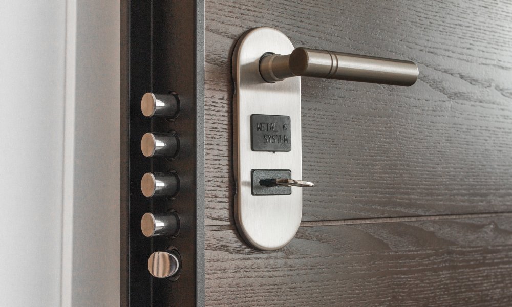 Domestic and corporate door lock repair and maintenance