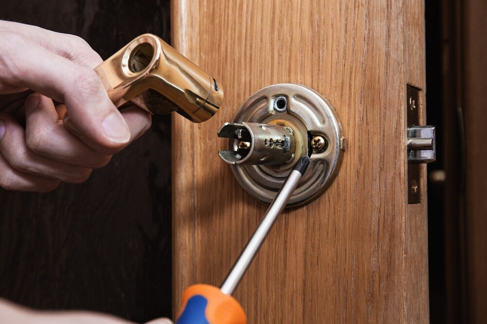 Reasons to Hire a Residential Locksmith